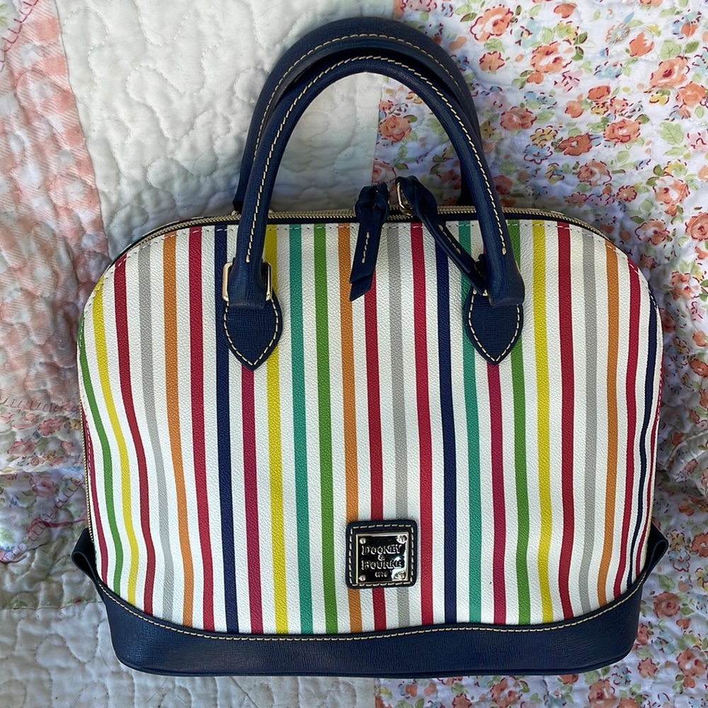 Dooney & Bourke bag